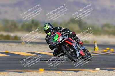 media/Nov-12-2023-SoCal Trackdays (Sun) [[5d1fba4e7d]]/Turn 14 (1035am)/
